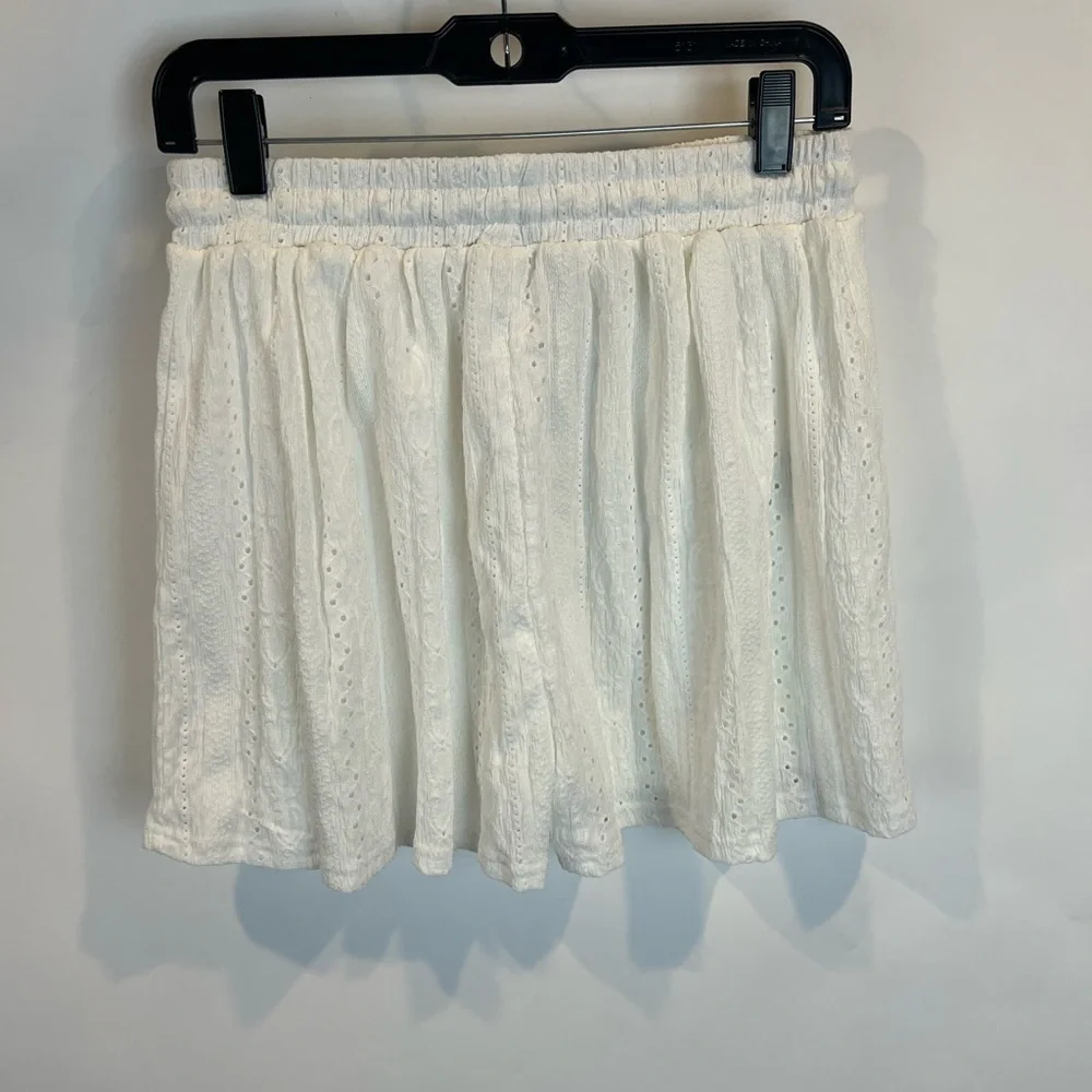 BCBGeneration White Eyelet Drawstring Shorts SZ S